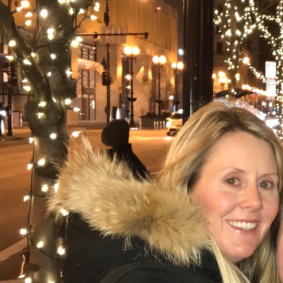 Meet your Posher, Cherie - Picture 1 of 1